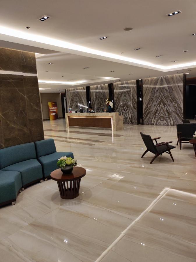 Schoenes Apartment Mit Pool-Nutzung Manila Exteriör bild