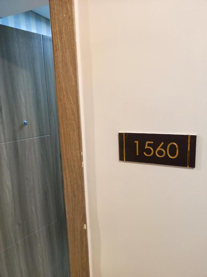 Schoenes Apartment Mit Pool-Nutzung Manila Exteriör bild