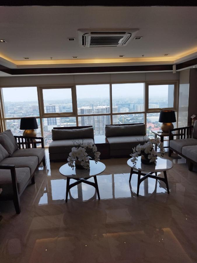 Schoenes Apartment Mit Pool-Nutzung Manila Exteriör bild