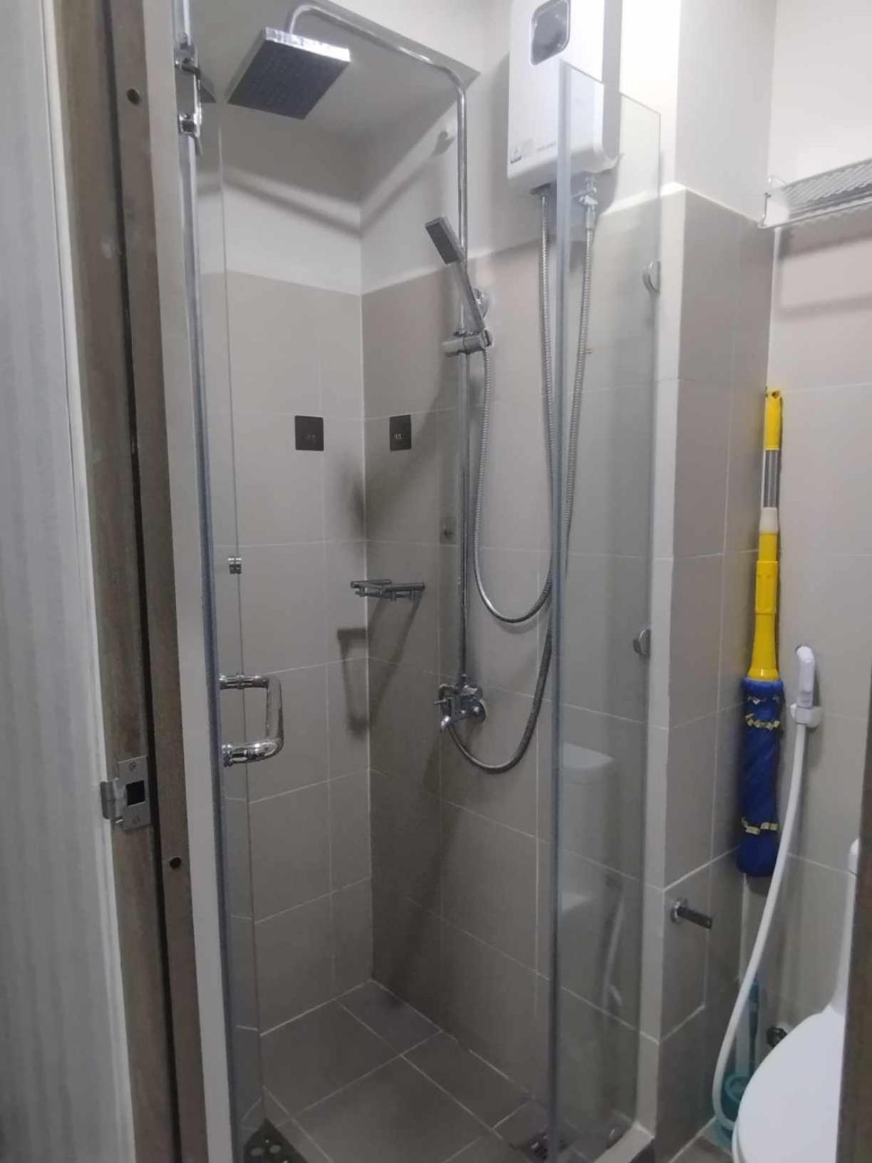 Schoenes Apartment Mit Pool-Nutzung Manila Exteriör bild